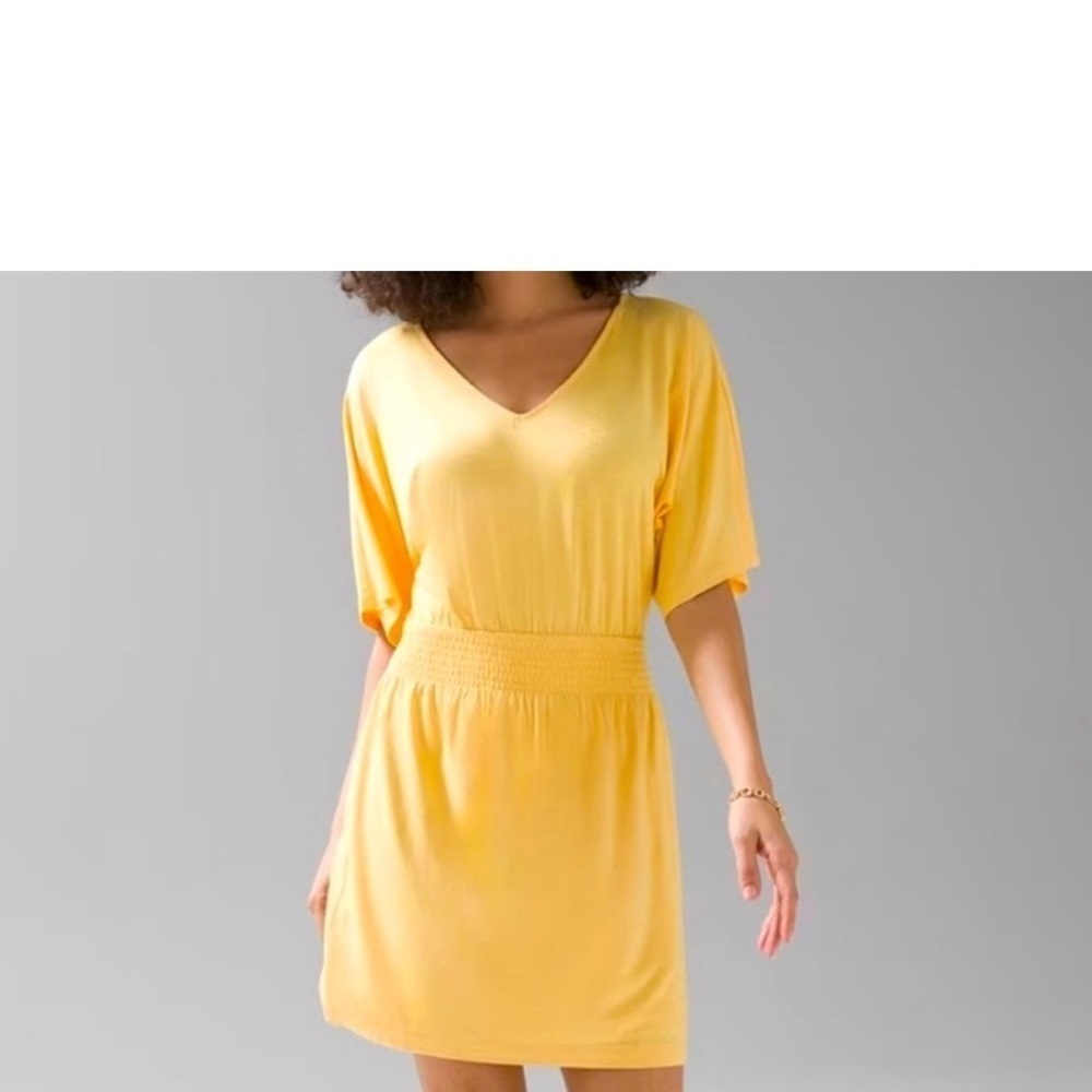 WHBM Size M Butter Yellow Slub Smocked Kimono Dress Beach Coastal Reaortwear - Picture 2 of 12